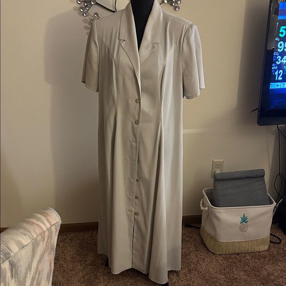 Elegant Cream Button-Down Dress